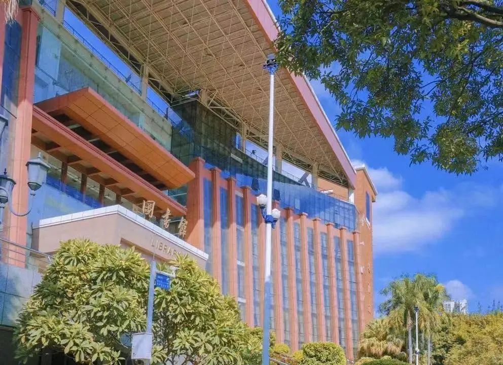 暨南大學(xué)MBA名師公開課丨數(shù)字經(jīng)濟(jì)時(shí)代的大數(shù)據(jù)分析及人工智能應(yīng)用