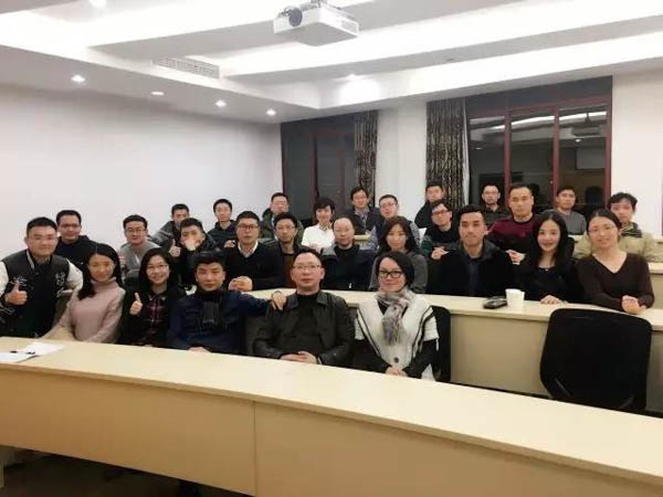 上海交大安泰經(jīng)管學(xué)院MBA學(xué)聯(lián)組織投資企業(yè)與投資職業(yè)專題分享會(huì)