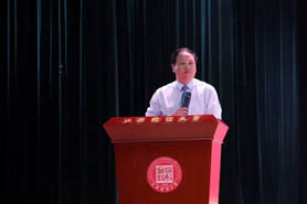 江西財(cái)經(jīng)大學(xué)工商管理學(xué)院胡海波院長(zhǎng)致2019級(jí)新生：識(shí)變·應(yīng)變·不變