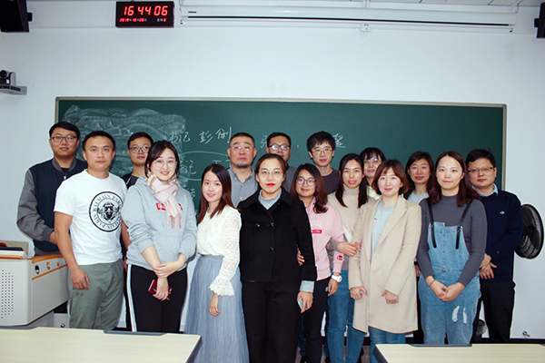 中國社會(huì)科學(xué)院大學(xué)工商學(xué)院MBA首個(gè)學(xué)生臨時(shí)黨支部成立