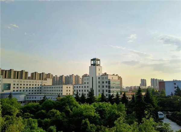 相約西理“云”講堂·第四期預告 | 胡海青:《讀懂跌宕起伏的資本市場——做未來的金融投資家》
