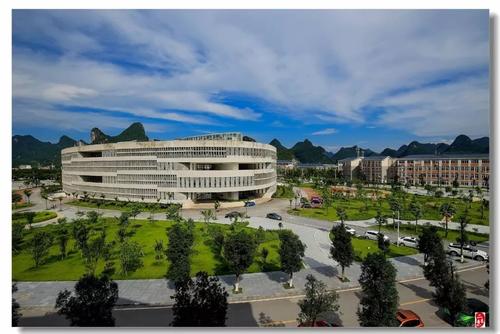 桂林電子科技大學(xué)MBA1901《管理倫理與企業(yè)文化》課堂辯論賽精彩紛呈