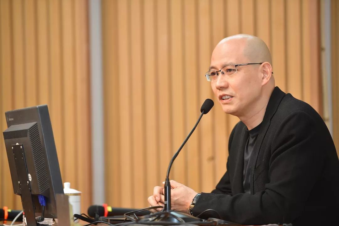 鐘偉教授：低利率時(shí)代：股升房淡 ——北師大MBA京師人文論壇之“明師”系列開講