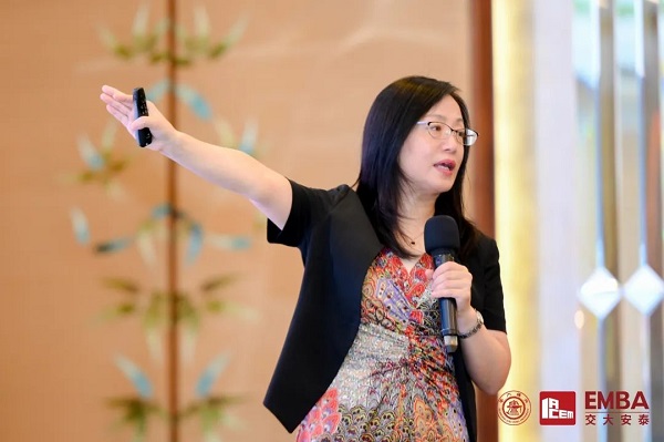 直播風(fēng)口下看營銷趨勢 | EMBA6.0全新課程體系發(fā)布深圳站舉行