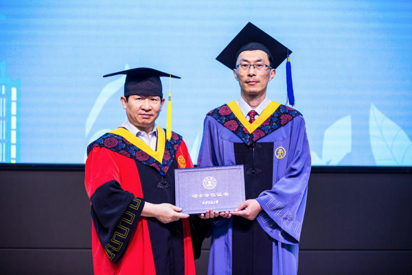 【“西安銀江杯”MBA30周年征文】歷經風雨，終見彩虹