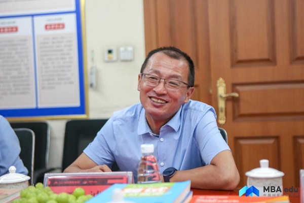 上海高金金融研究院助理院長倪海英一行蒞臨社科賽斯暨中國MBA教育網(wǎng)