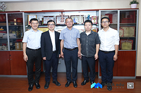 浙江大學(xué)國(guó)際聯(lián)合商學(xué)院副院長(zhǎng)瞿海東一行訪問(wèn)社科賽斯考研暨中國(guó)MBA教育網(wǎng)