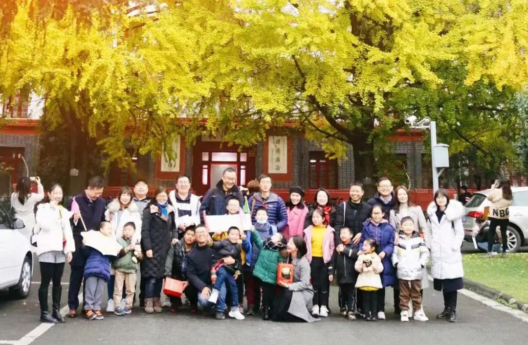 四川大學(xué)商學(xué)院MBA校友齊聚，共話生涯發(fā)展，暢聊我們這些年！