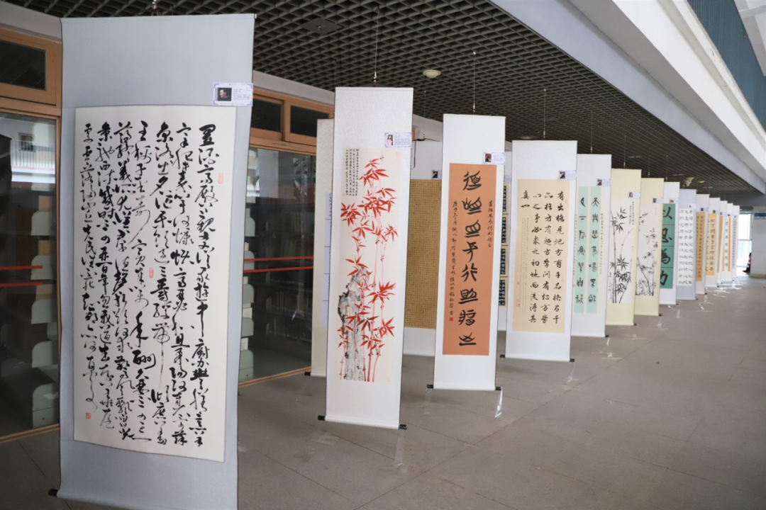 深圳大學管理學院|首屆“管理學院·人文學院師生書畫作品聯(lián)展”成功舉辦