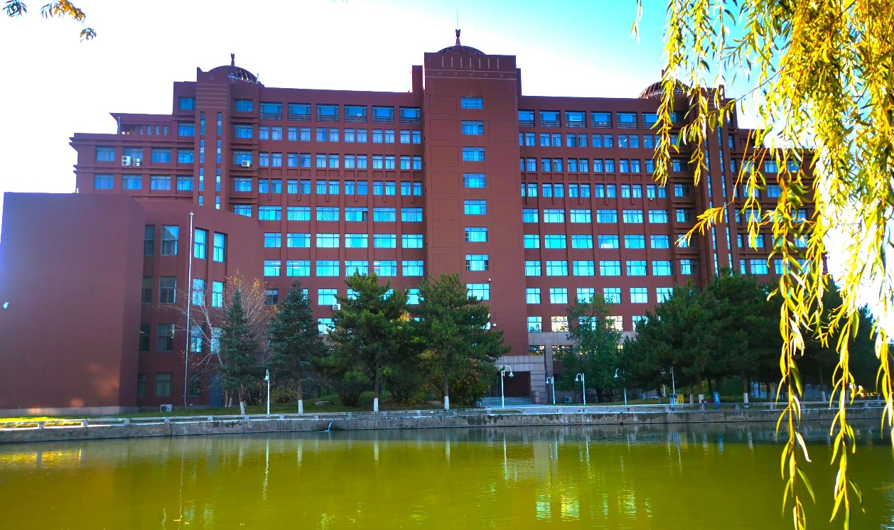 歡迎報考內(nèi)蒙古大學經(jīng)濟管理學院碩士（MBA、MF、MPAcc）專業(yè)學位研究生！