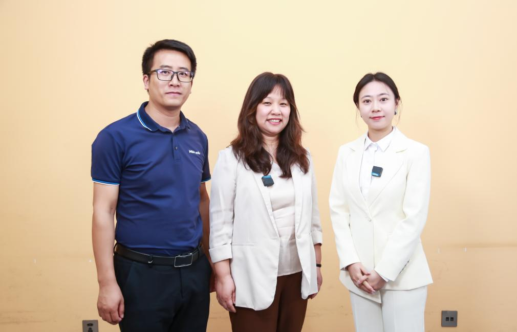 銳意進(jìn)取，兼收并蓄，培育融通中外、一專多能新商才——專訪北京語言大學(xué)商學(xué)院院長宋曉玲教授