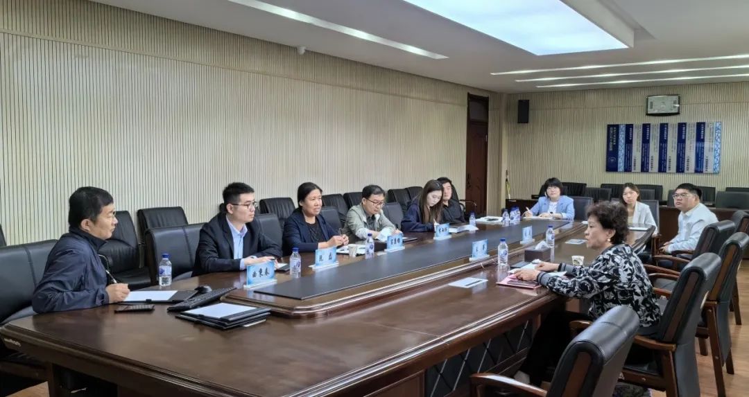 全國MBA教指委秘書處辦公室王萍主任到東北師范大學(xué)MBA進行調(diào)研指導(dǎo)工作