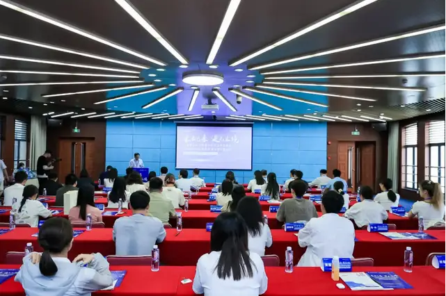 “未來已來，進無止境 ”｜上海理工大學管理學院專業(yè)學位經(jīng)濟類聯(lián)考項目2025夏令營成功舉辦！