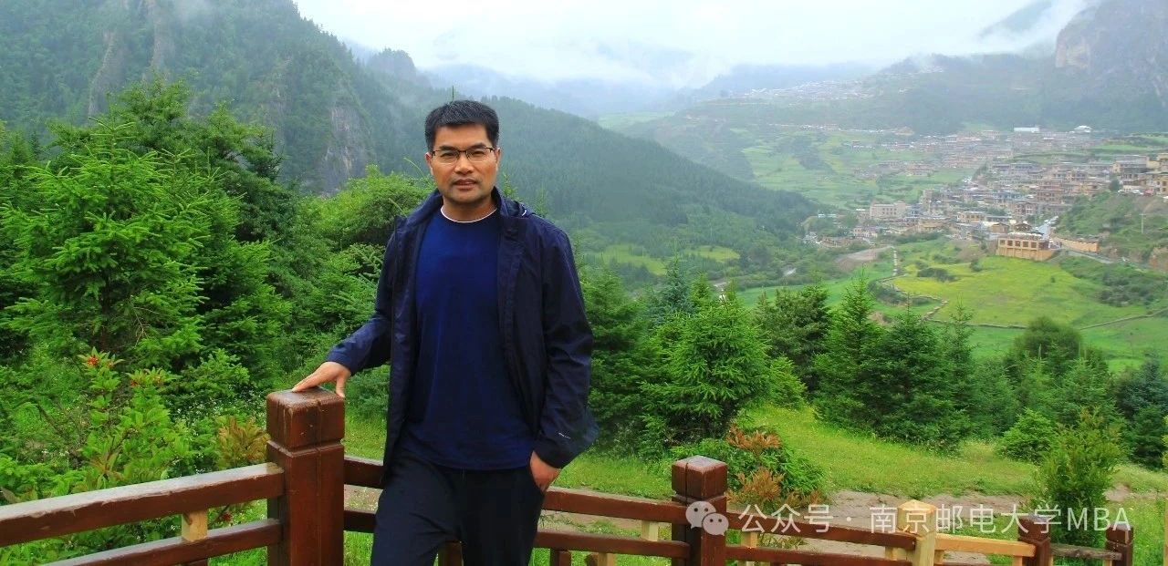 南京郵電大學(xué)MBA 情報學(xué)報 | 朱恒民 基于網(wǎng)絡(luò)表示學(xué)習(xí)的短視頻流行度預(yù)測研究