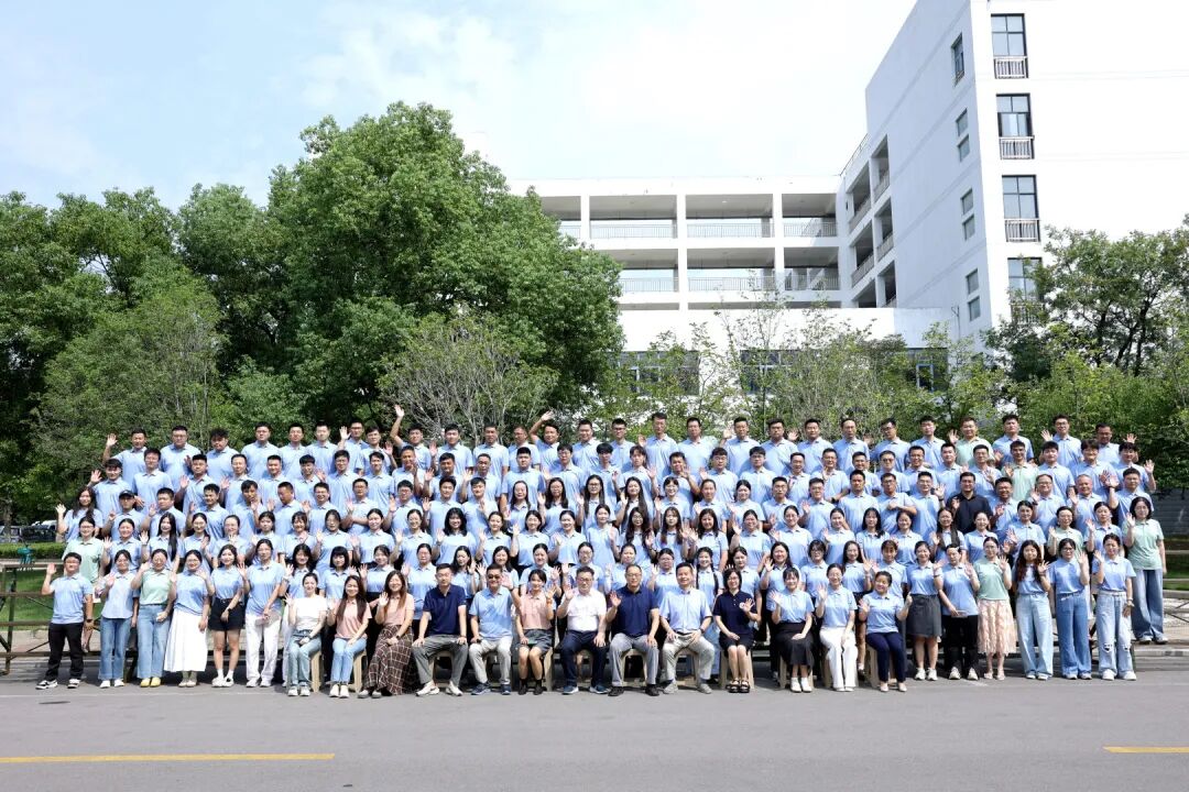 安徽財(cái)經(jīng)大學(xué)2025級(jí)MBA、MTA新生入學(xué)教育暨“開(kāi)學(xué)第一講”成功舉辦