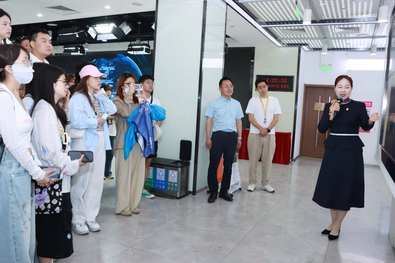 移動(dòng)課堂—北京工商大學(xué)MBA走進(jìn)美團(tuán)總部，解碼數(shù)字經(jīng)濟(jì)創(chuàng)新密碼