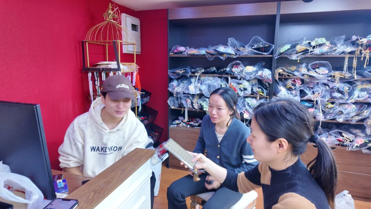 沉浸式體驗的悖論：北方工業(yè)大學MBA深度訪談揭秘華服市場的競爭與突圍